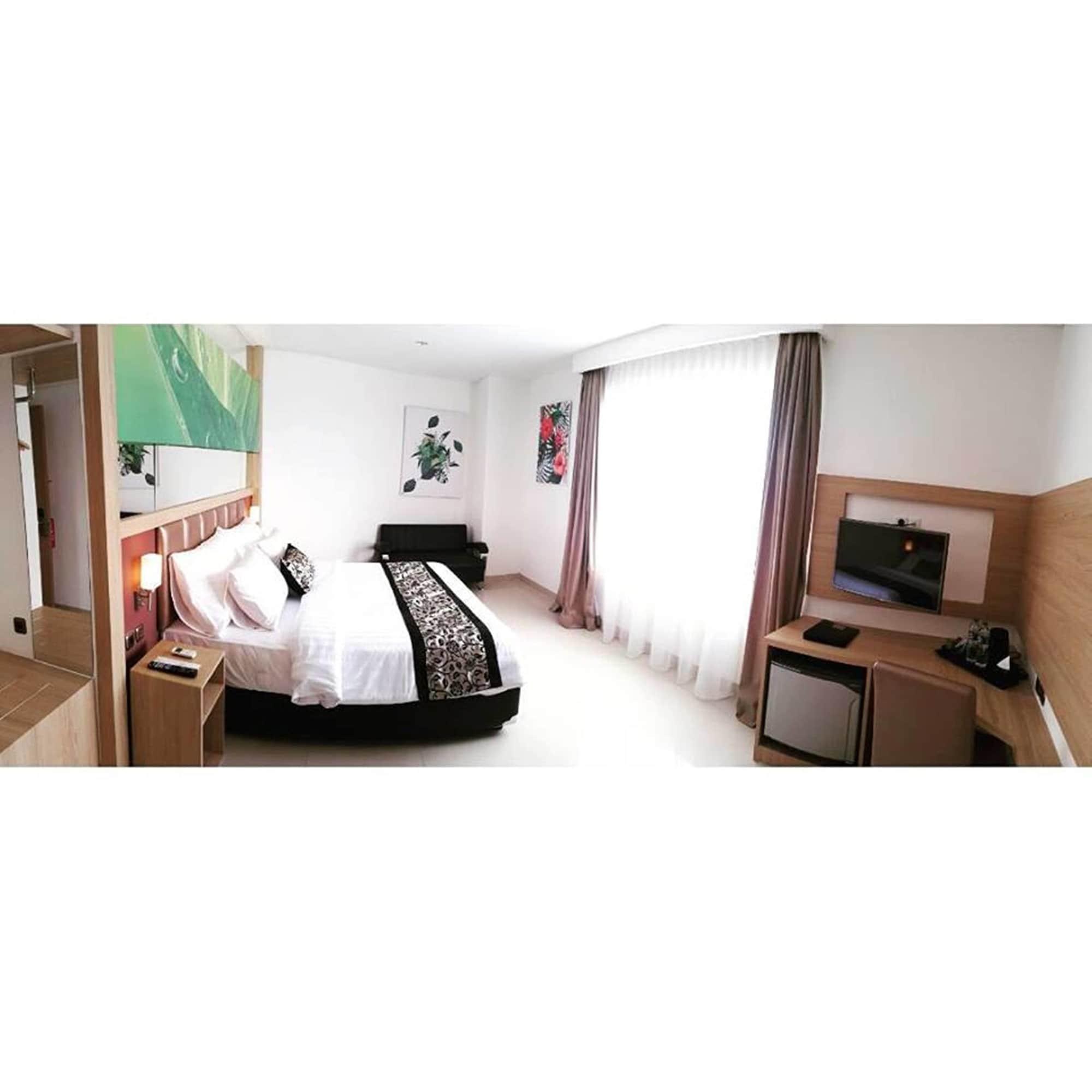 Agria Hotel Богор Экстерьер фото