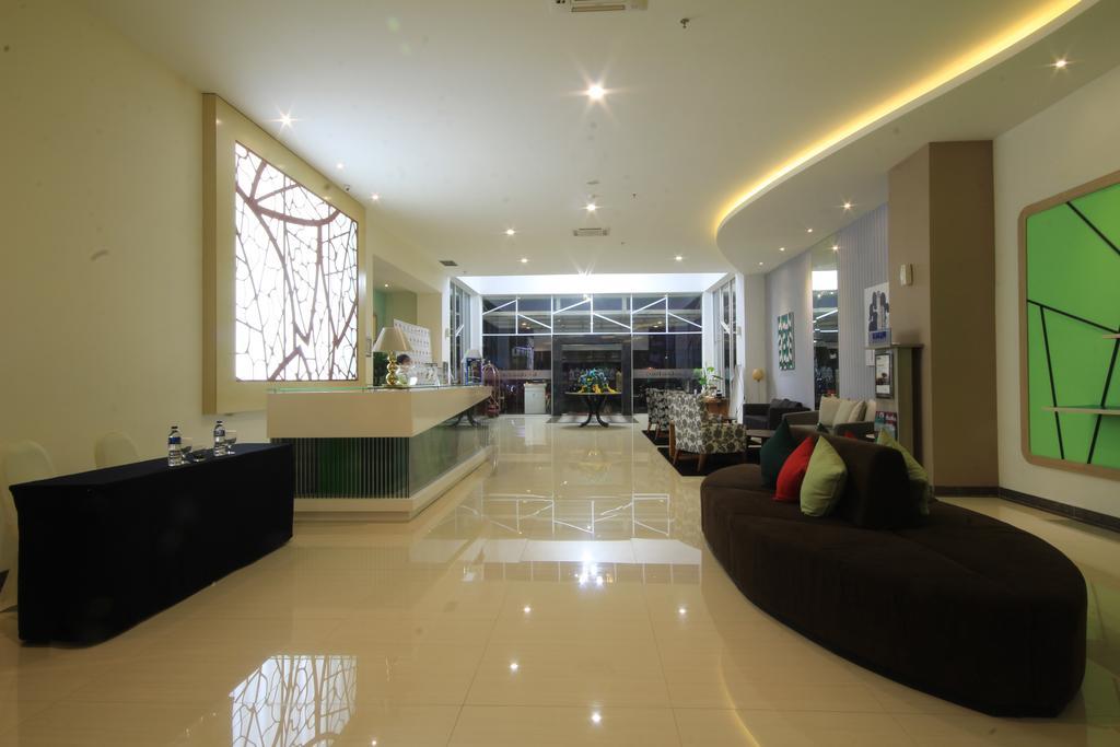 Agria Hotel Богор Экстерьер фото